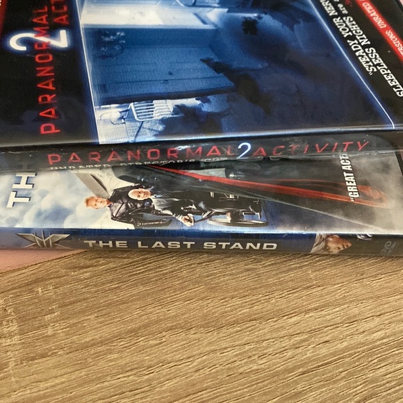 Dvd bundle of 2 - Picture 1 of 3